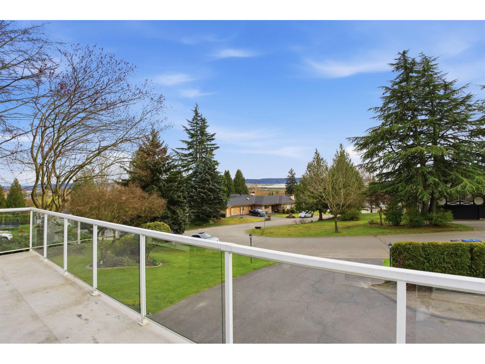 12891 Southridge Drive Property Photo 33
