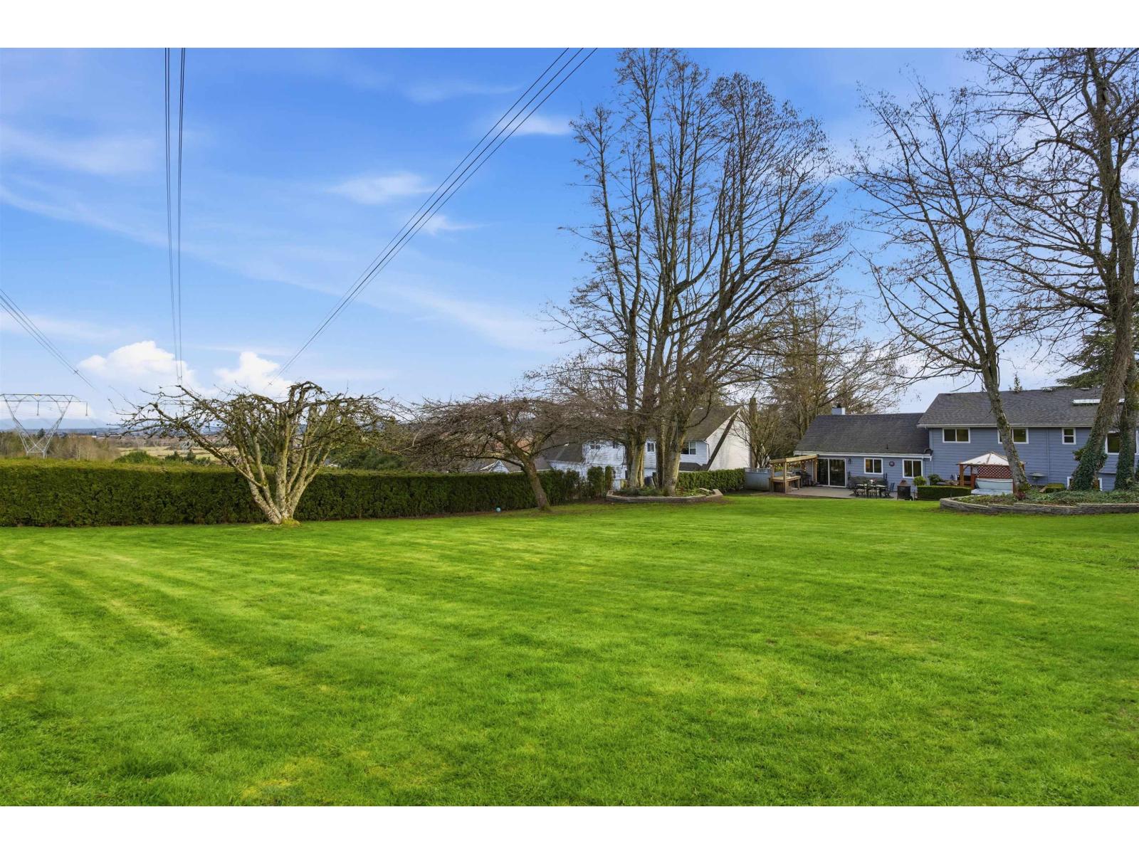 12891 Southridge Drive Property Photo 36