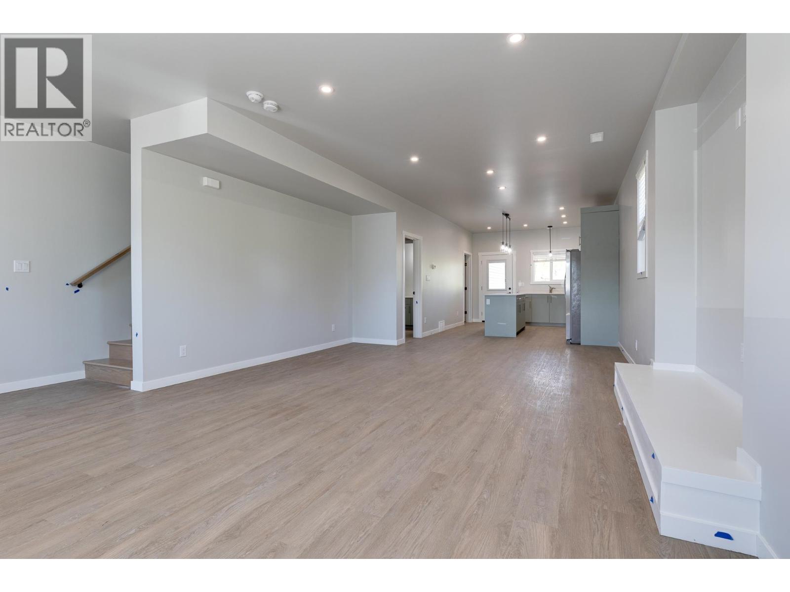 1197 N Blackburn Road Property Photo 5