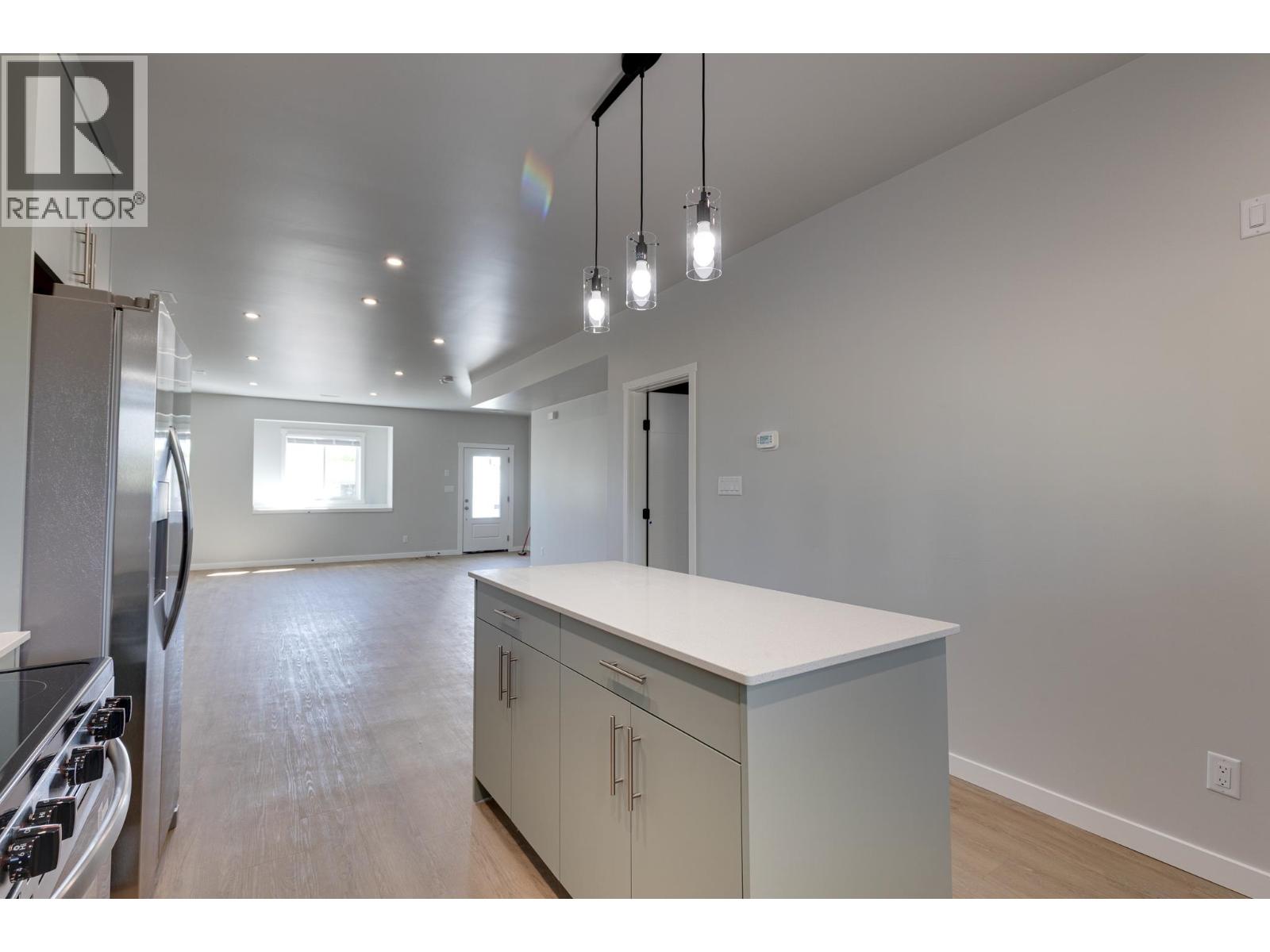 1197 N Blackburn Road Property Photo 10