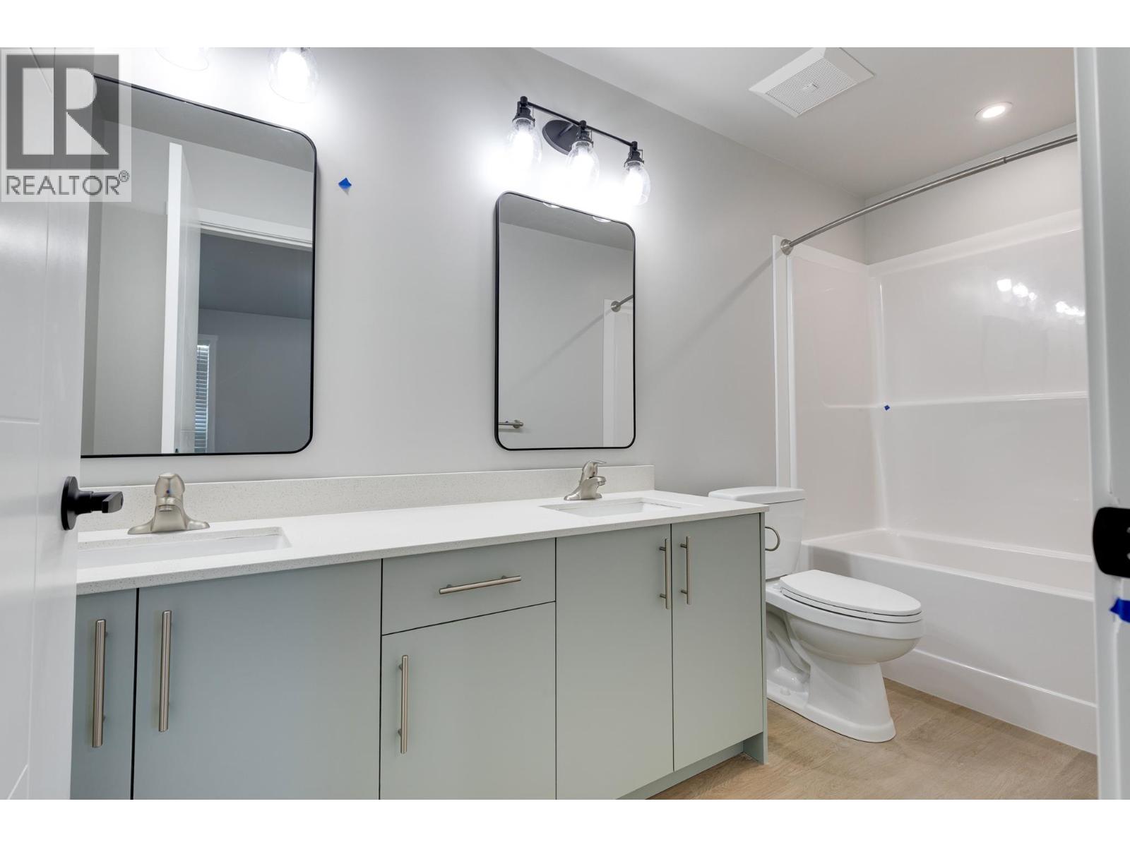 1197 N Blackburn Road Property Photo 15