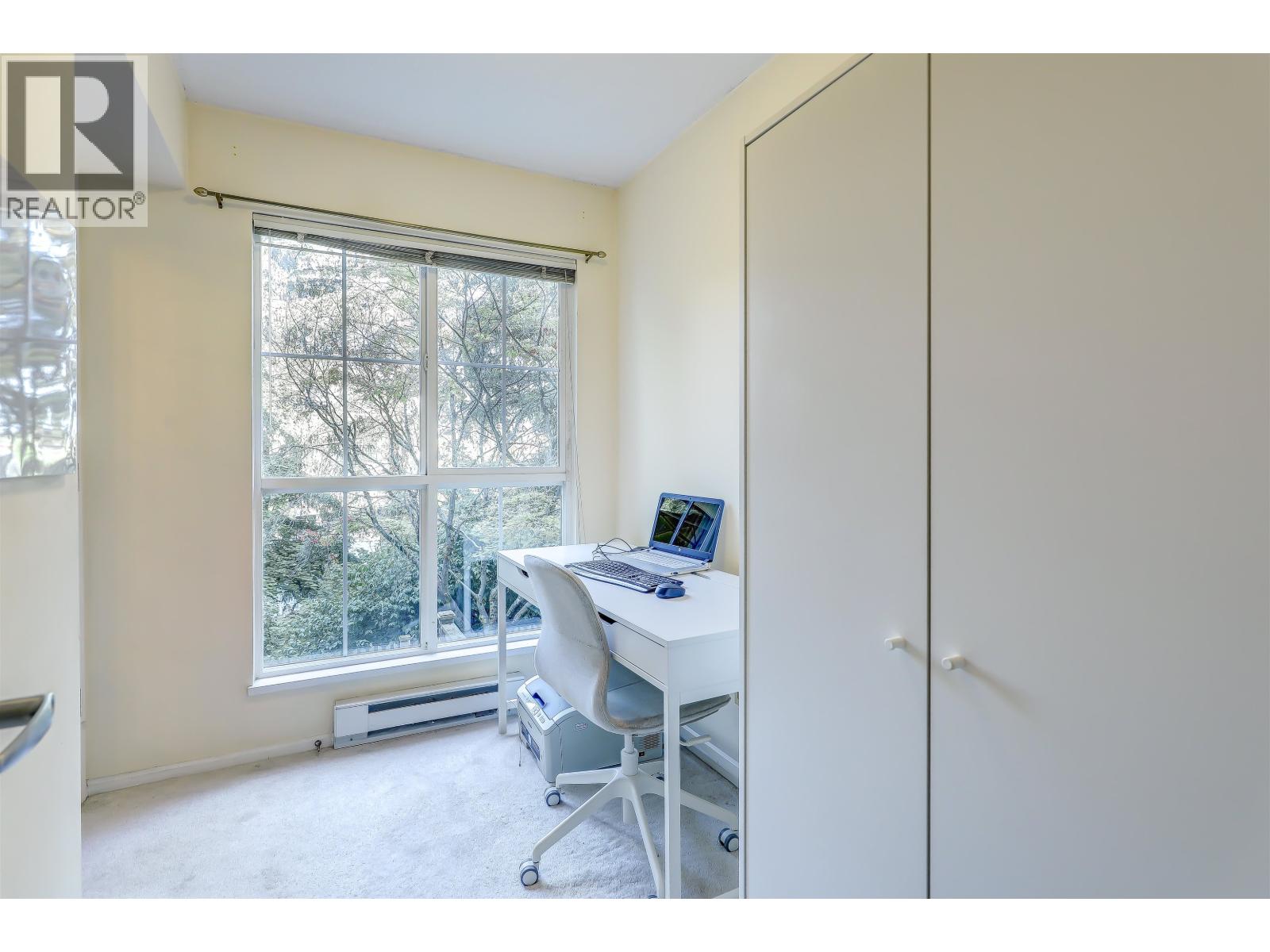 208 1150 E 29th Street Property Photo 16