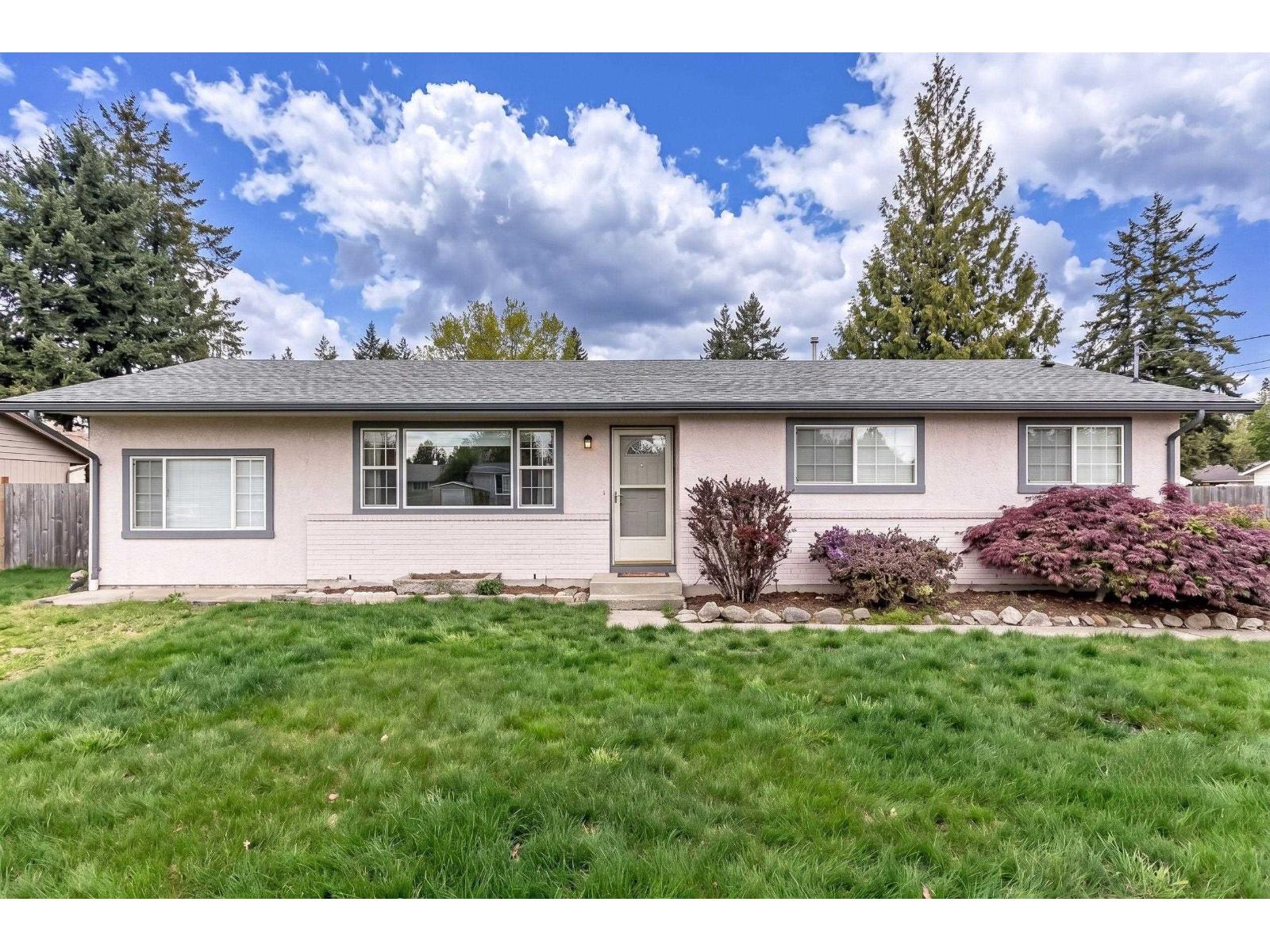 2561 Ross Road Property Photo 8