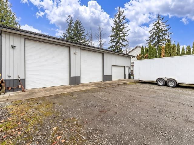 2561 Ross Road Property Photo 16