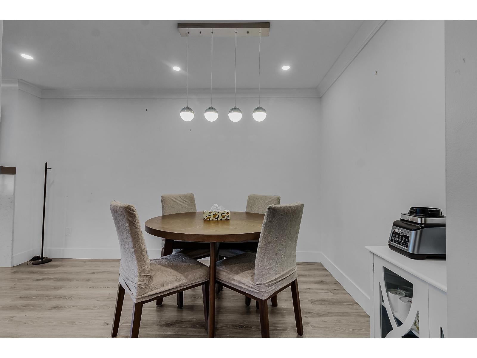 209 13947 72 Avenue Property Photo 10