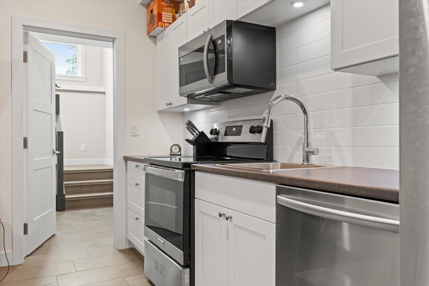 413 Maple Street Property Photo 28