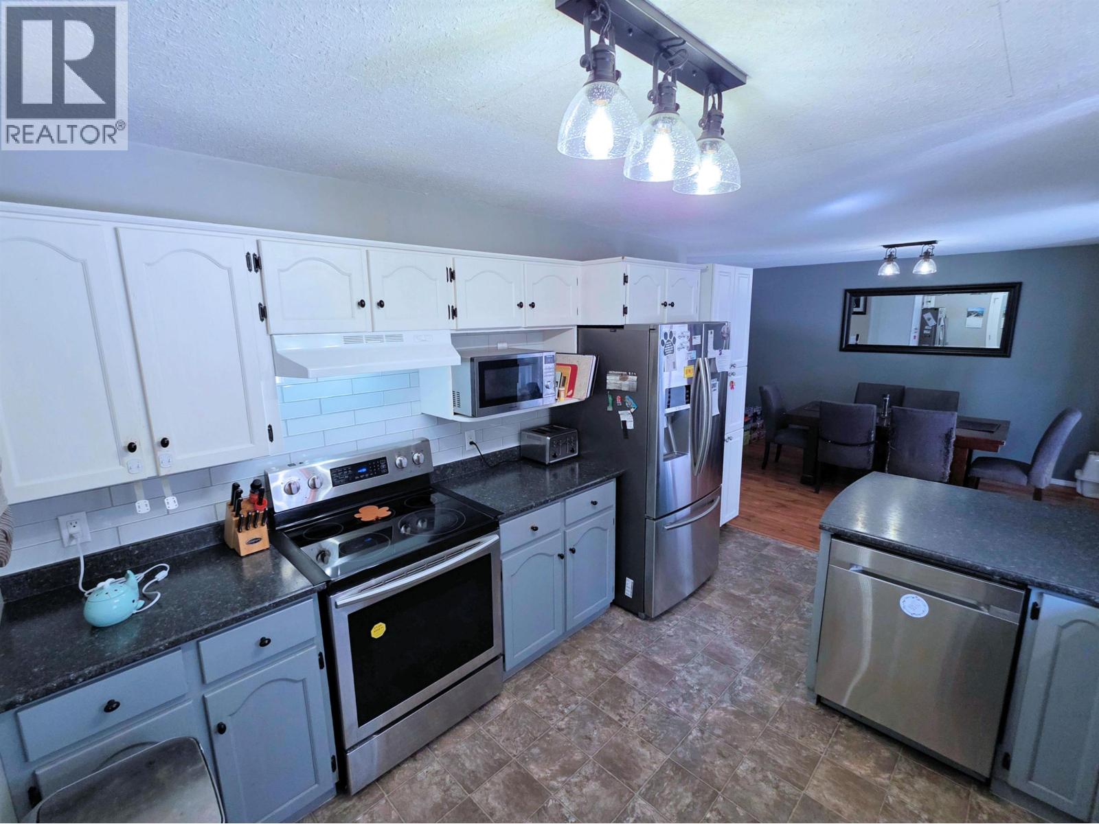 3460 Robin Road Property Photo 11