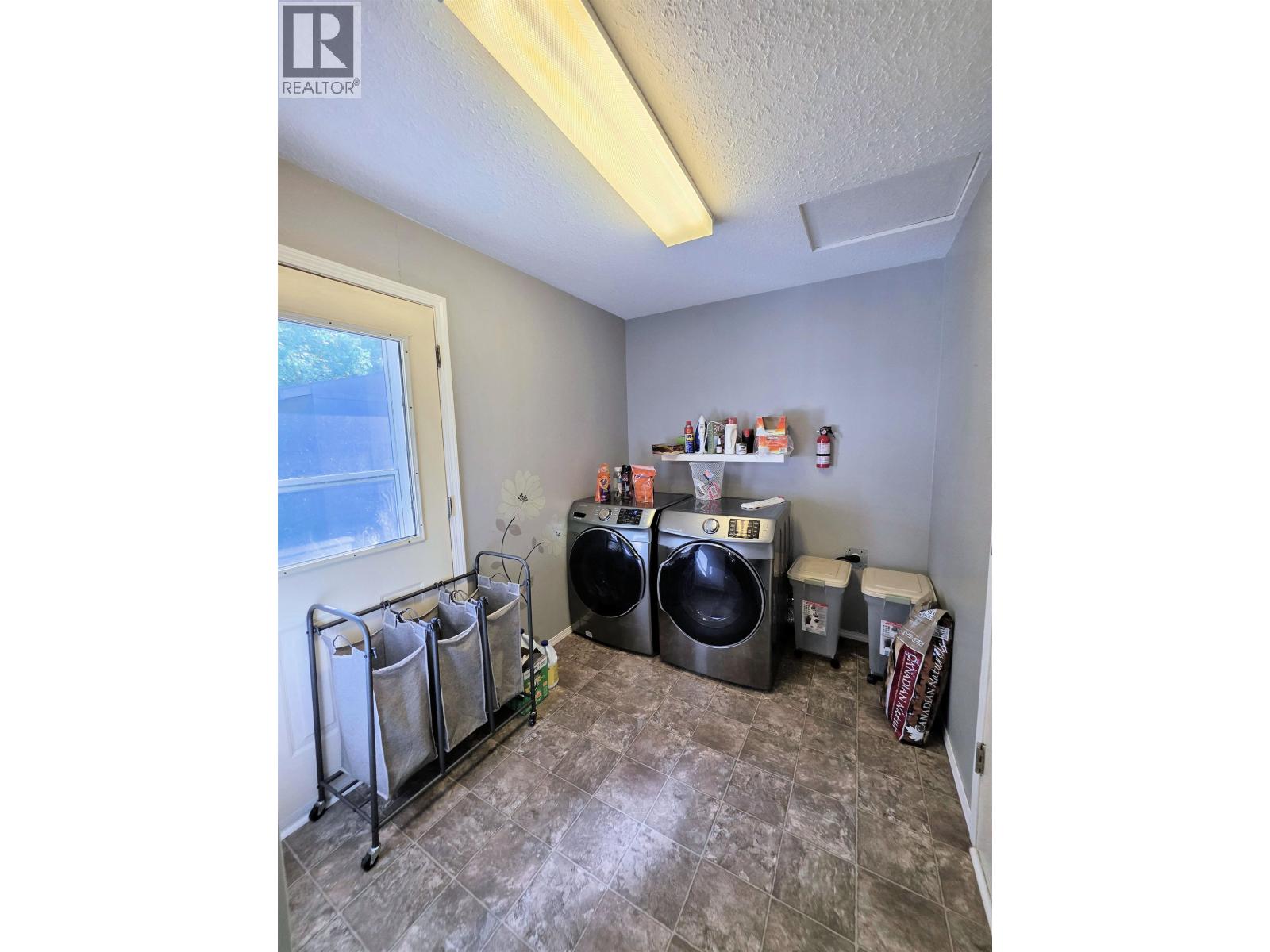 3460 Robin Road Property Photo 13