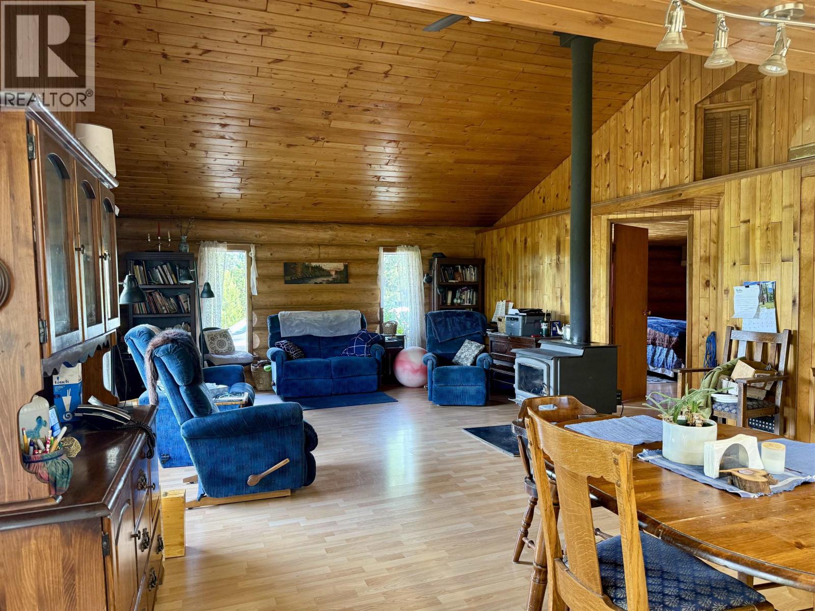 1042 Dean River Place Property Photo 19