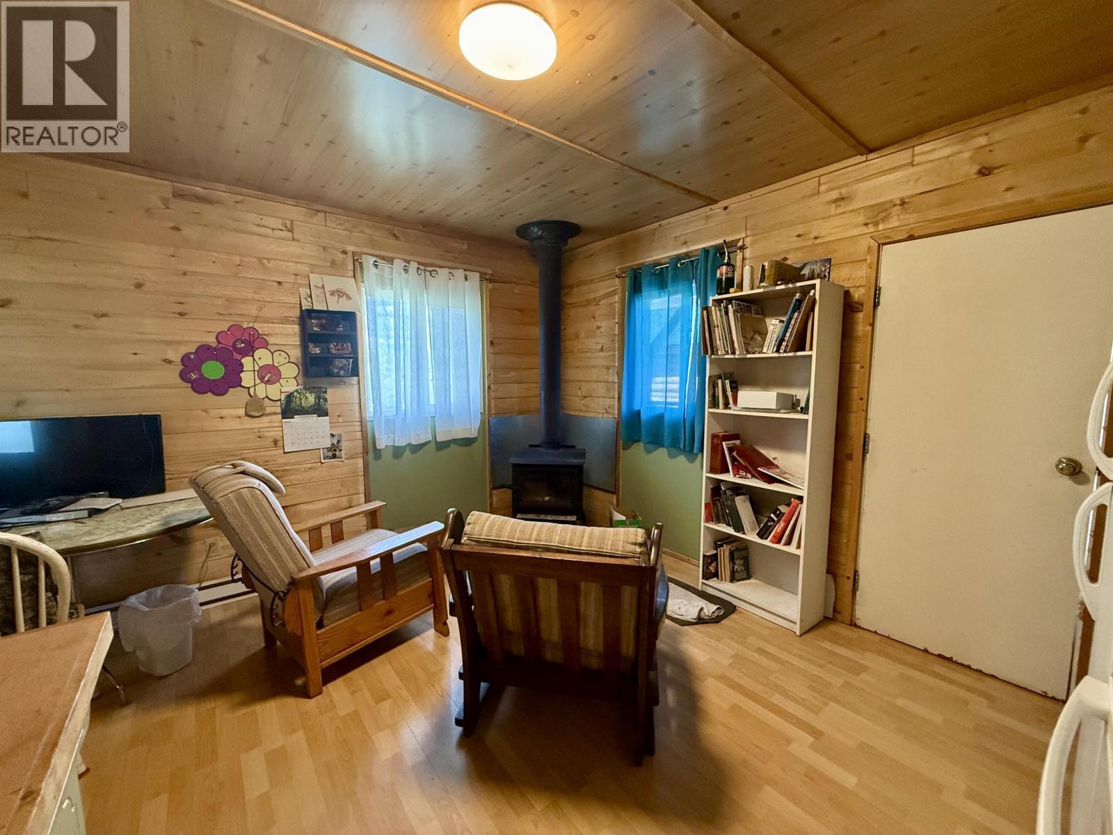 1042 Dean River Place Property Photo 35