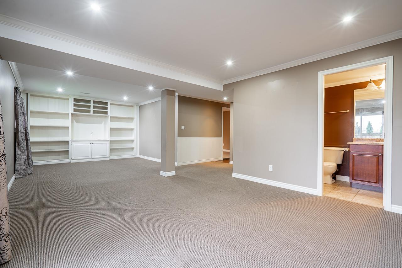 2262 Willoughby Way Property Photo 28