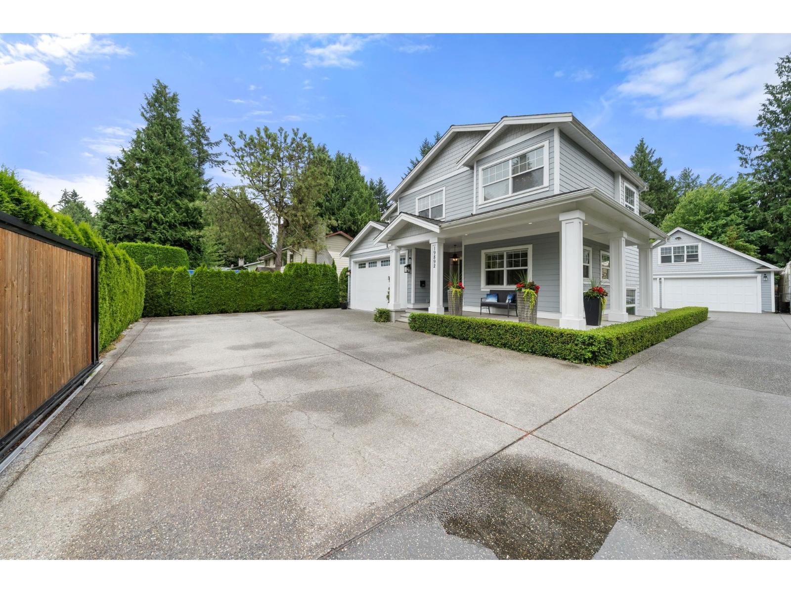 19892 44 Avenue Property Photo 1