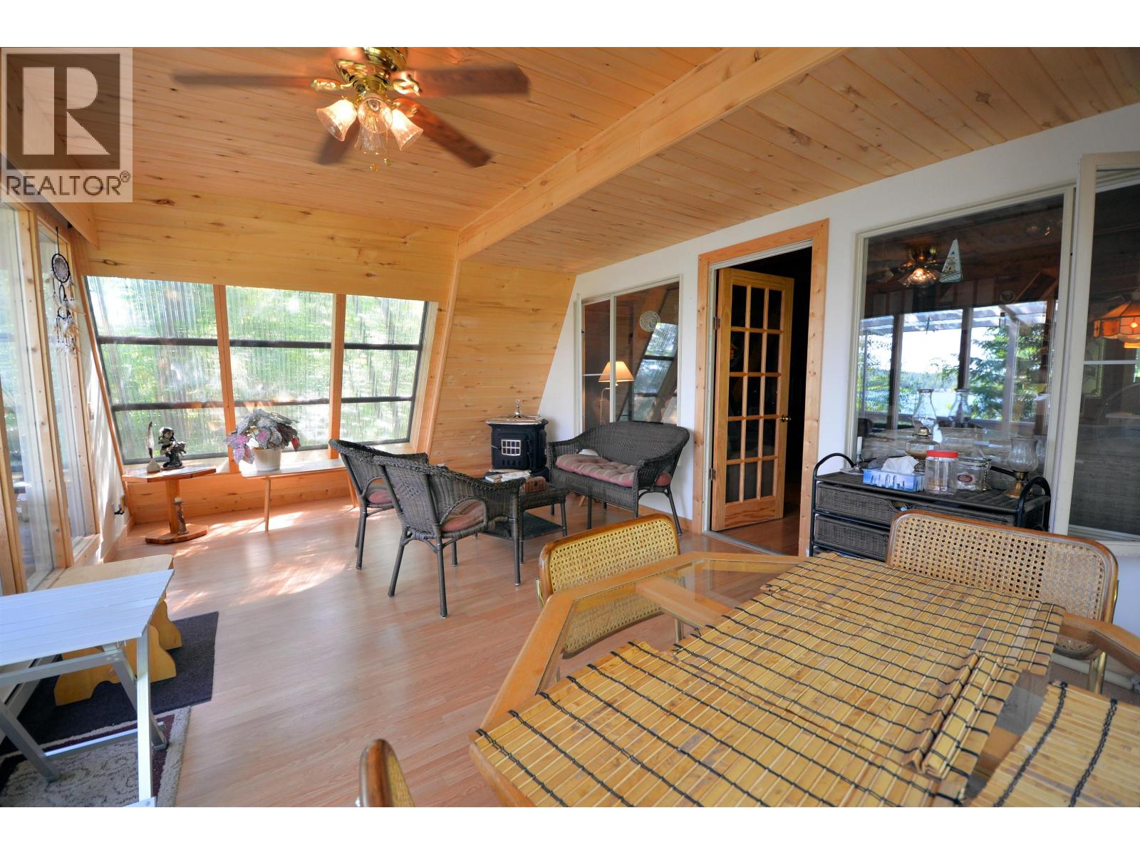50760 Lloyd Drive Property Photo 6