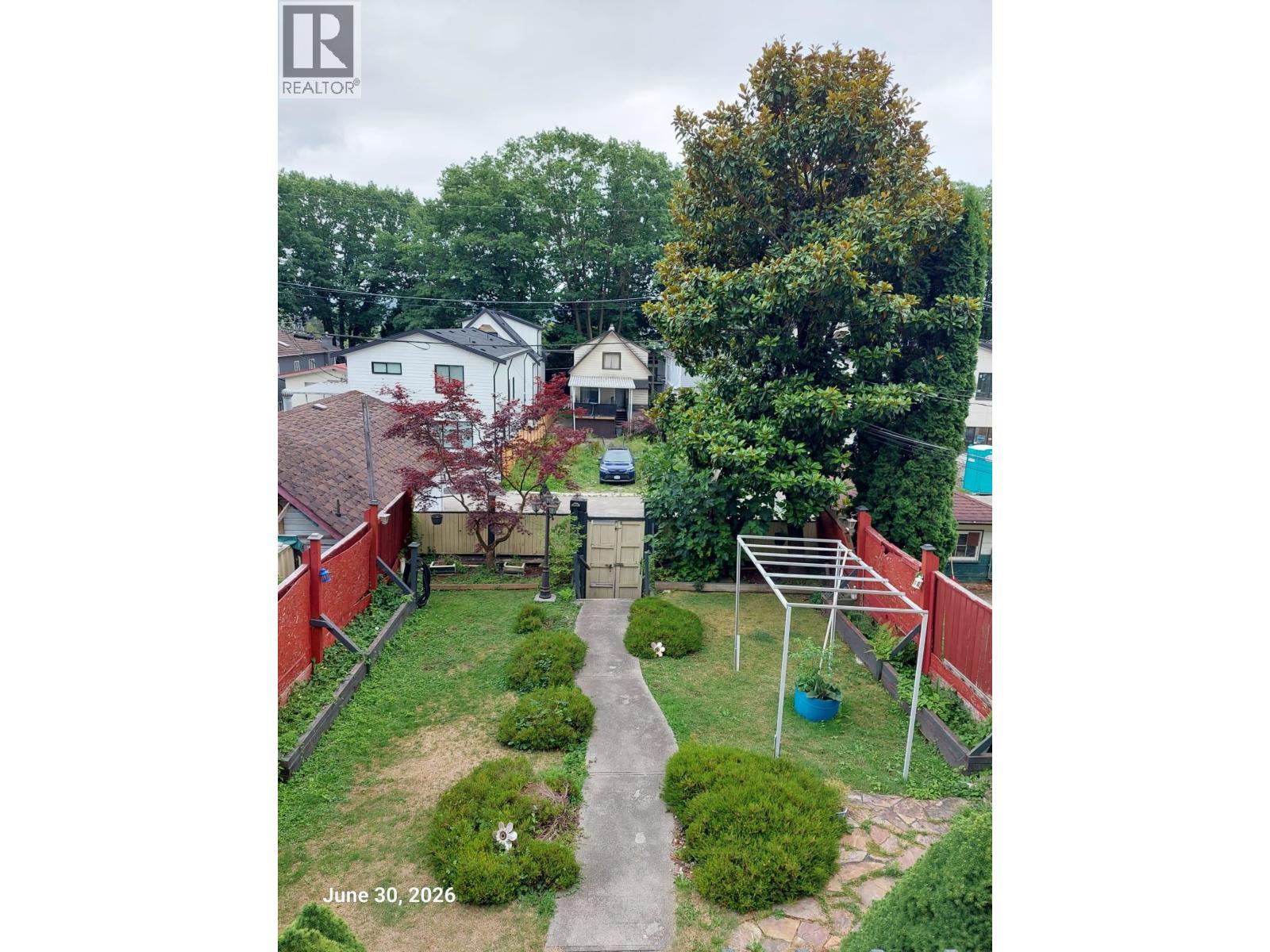 3638 E Pender Street Property Photo 13