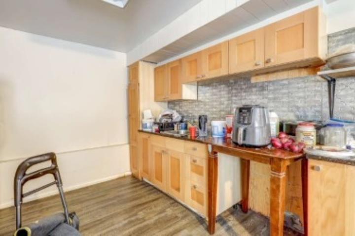 10926 80 Avenue Property Photo 8