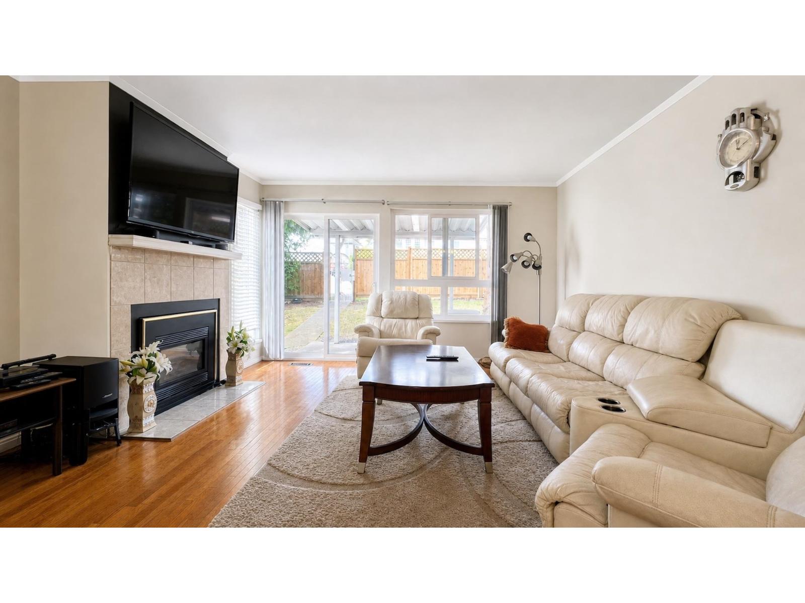 105 12233 92 Avenue Property Photo 3