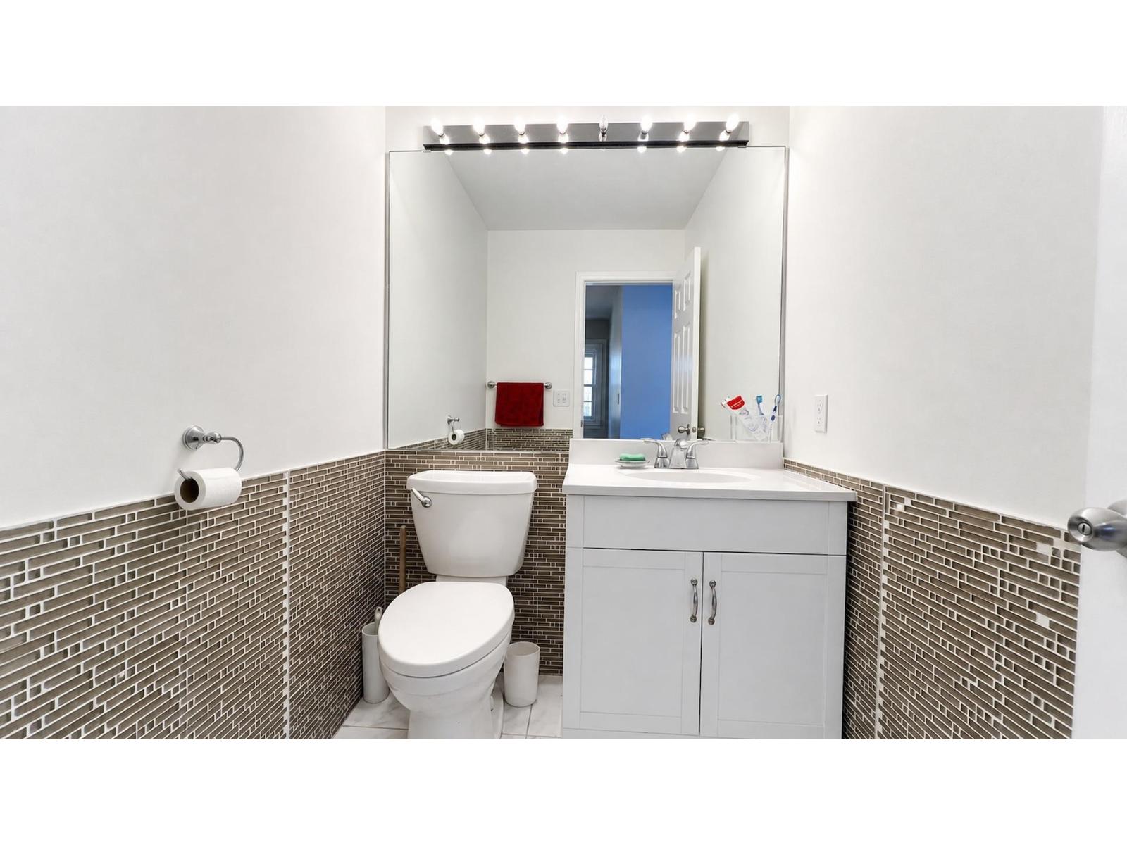 105 12233 92 Avenue Property Photo 9