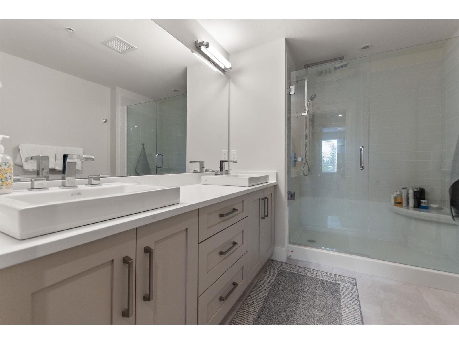 45745 Watson Road #208 Property Photo 16