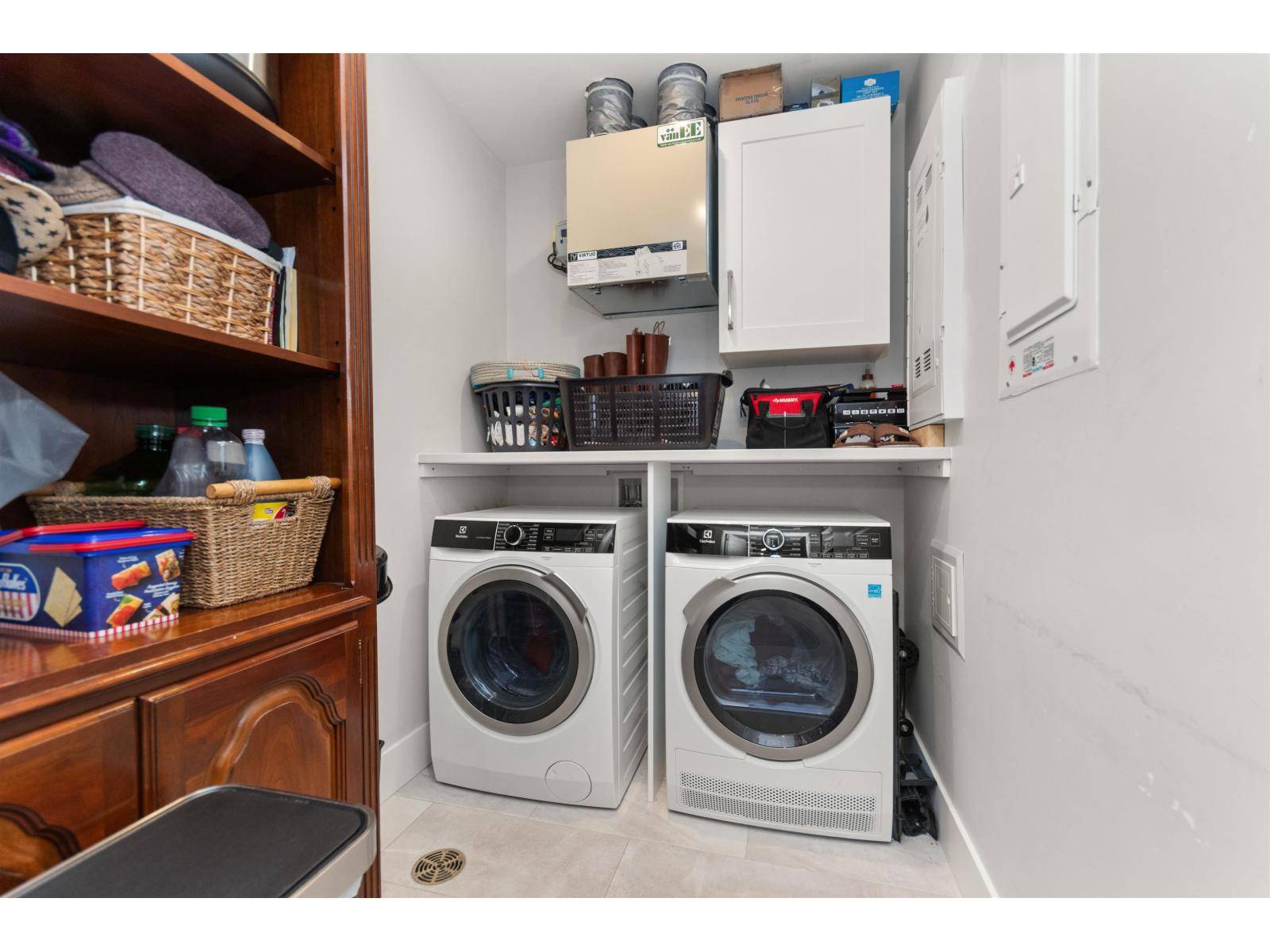 45745 Watson Road #208 Property Photo 19