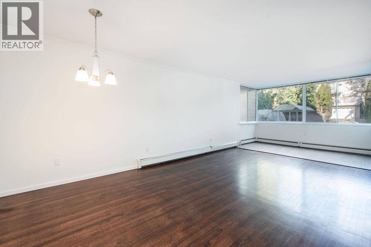 108 1425 Esquimalt Avenue Property Photo 9