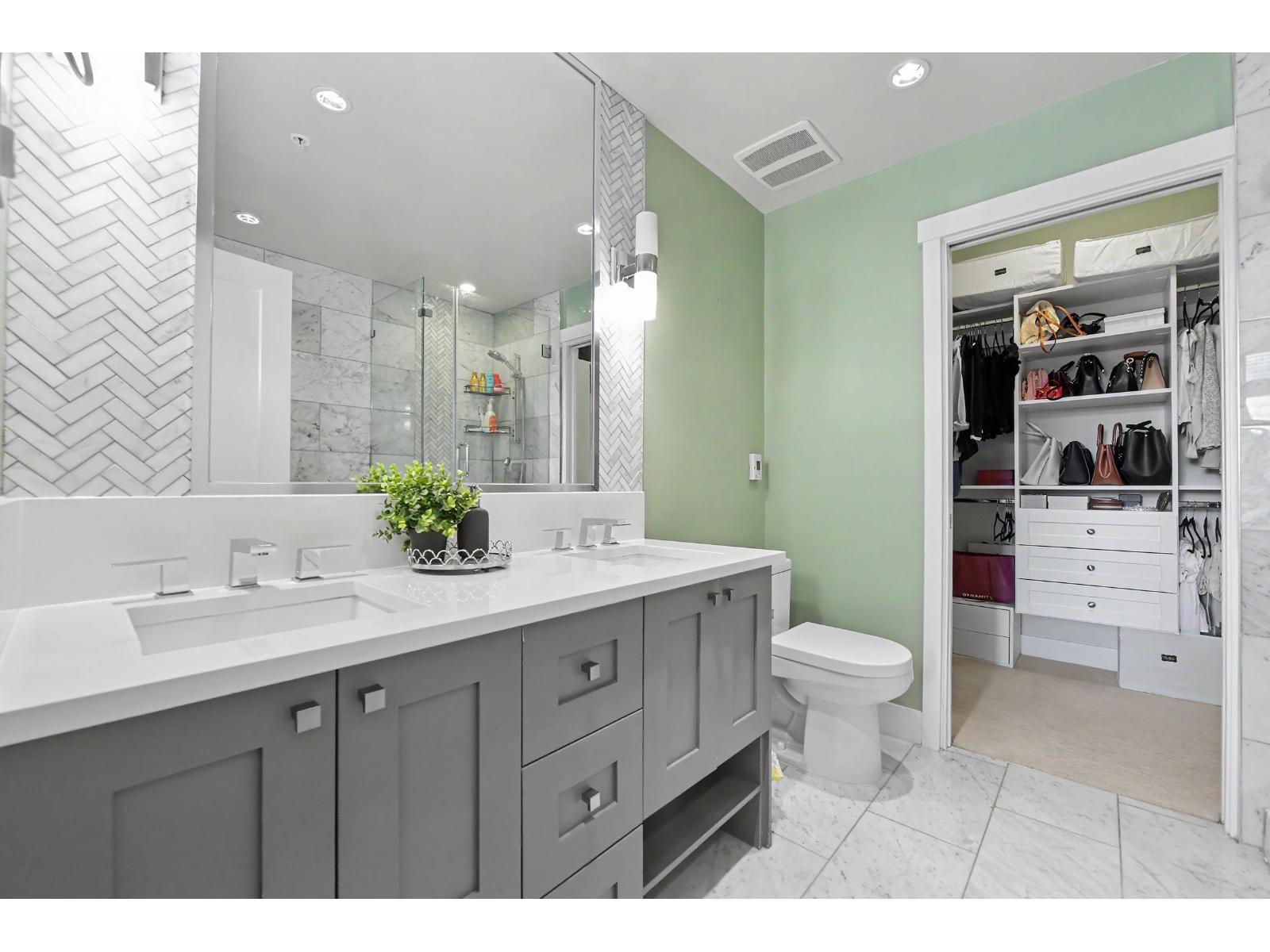 516 14855 Thrift Avenue Property Photo 16