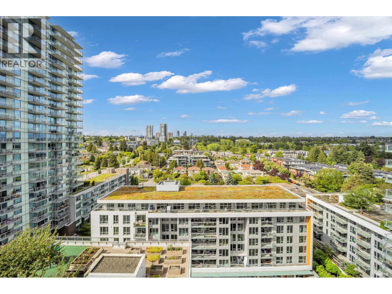 1808 455 Sw Marine Drive Property Photo 18