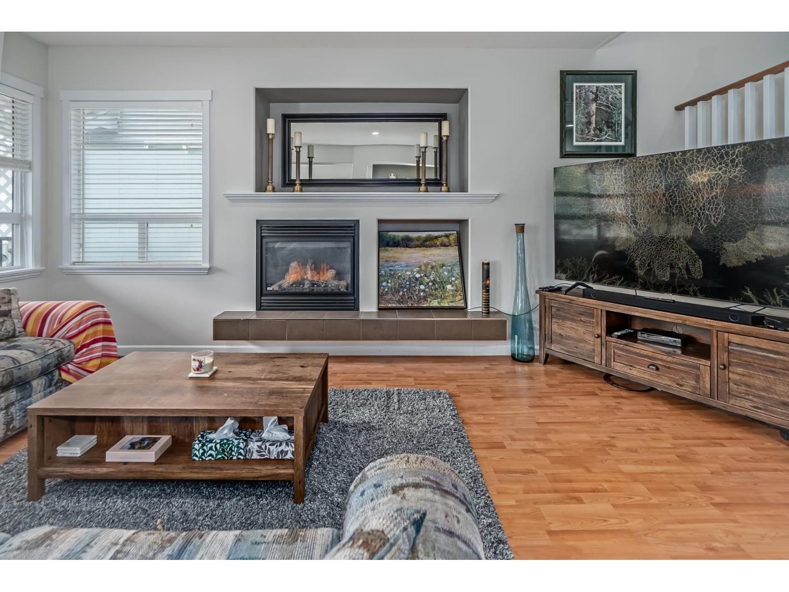 19141 68 Avenue Property Photo 3