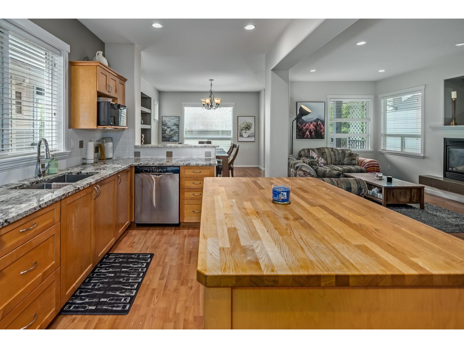 19141 68 Avenue Property Photo 13