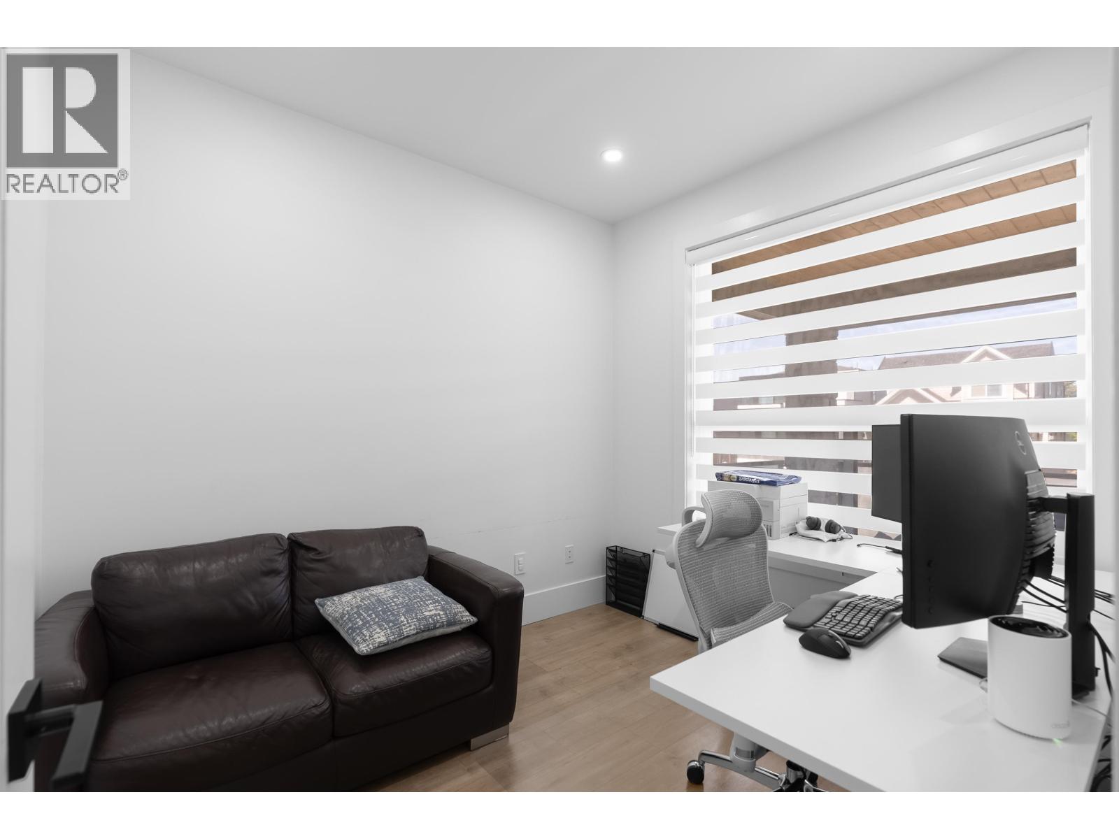 222 Hampton Street Property Photo 10