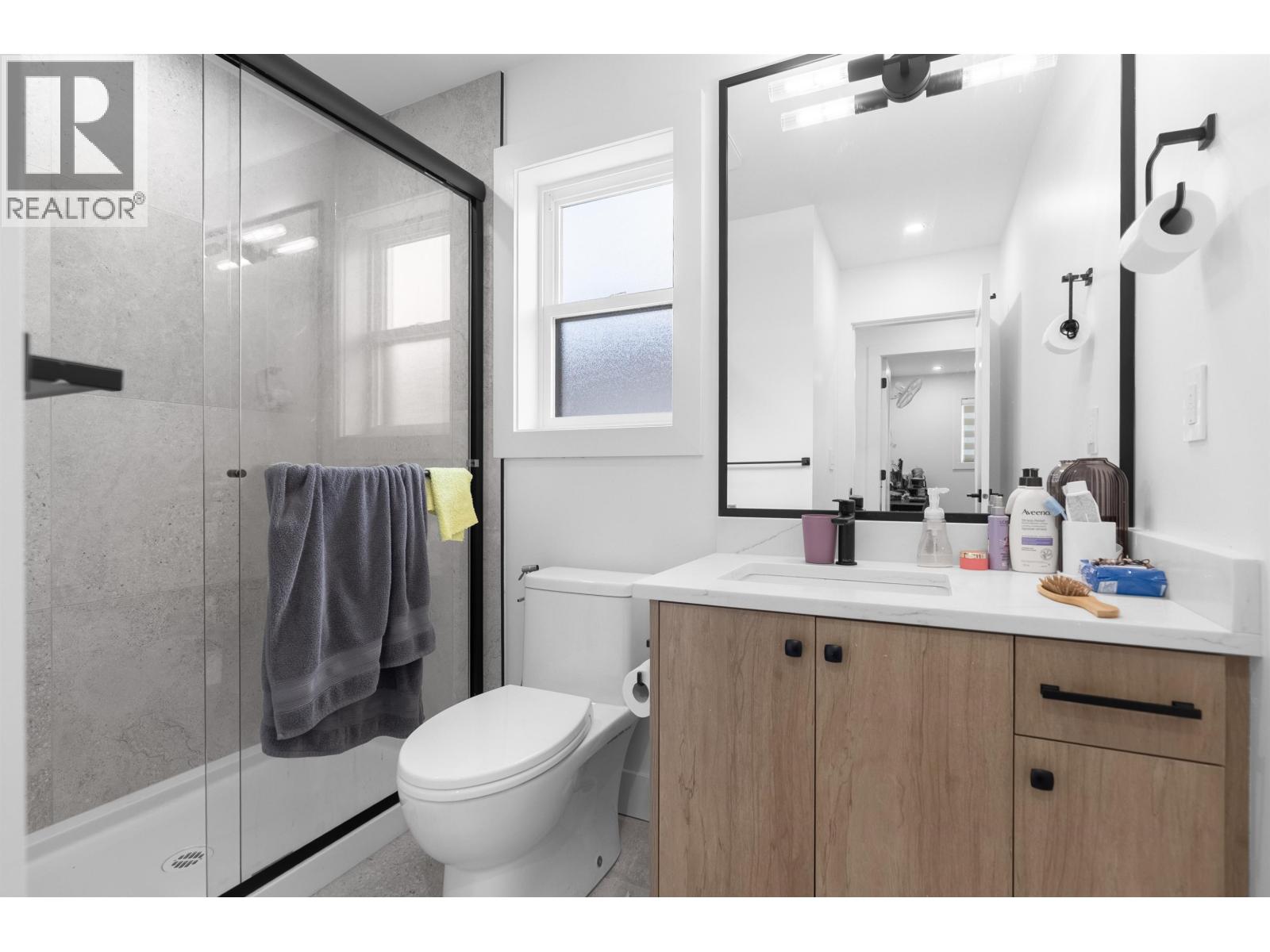 222 Hampton Street Property Photo 24