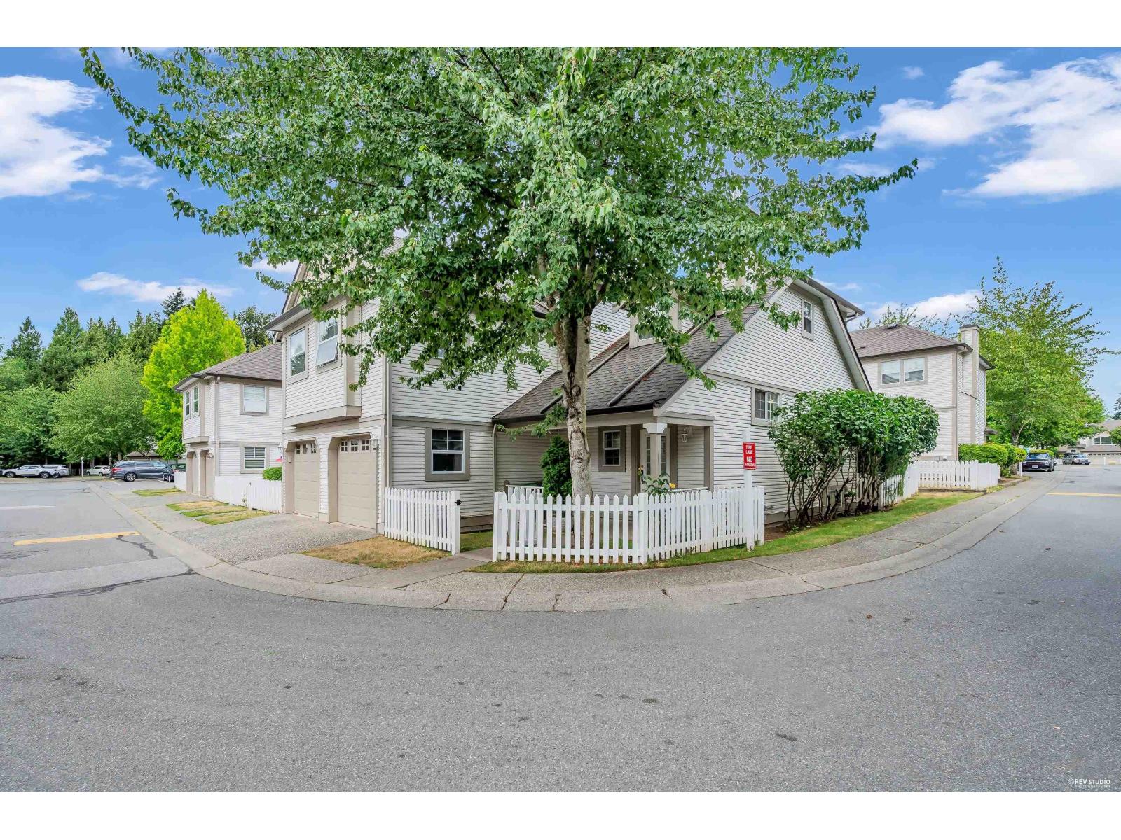 36 16318 82 Avenue Property Photo 29