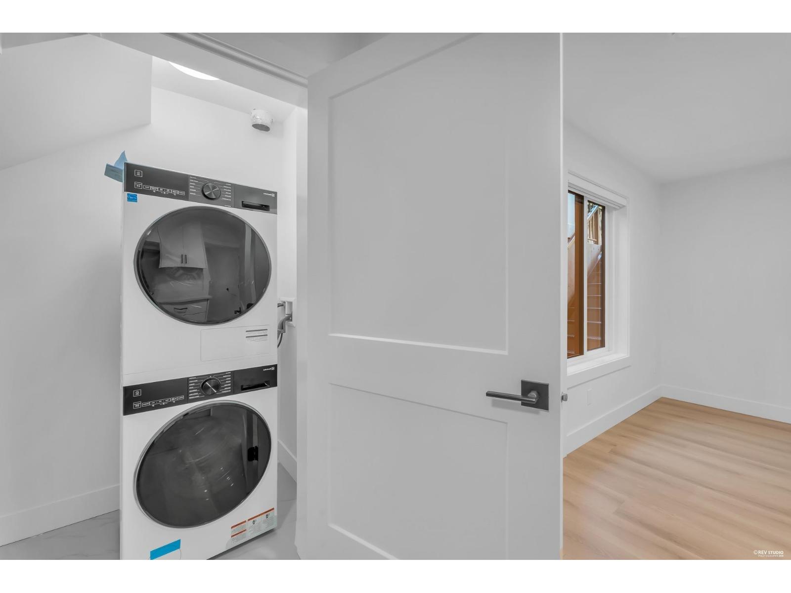 8219 111b Street Property Photo 26