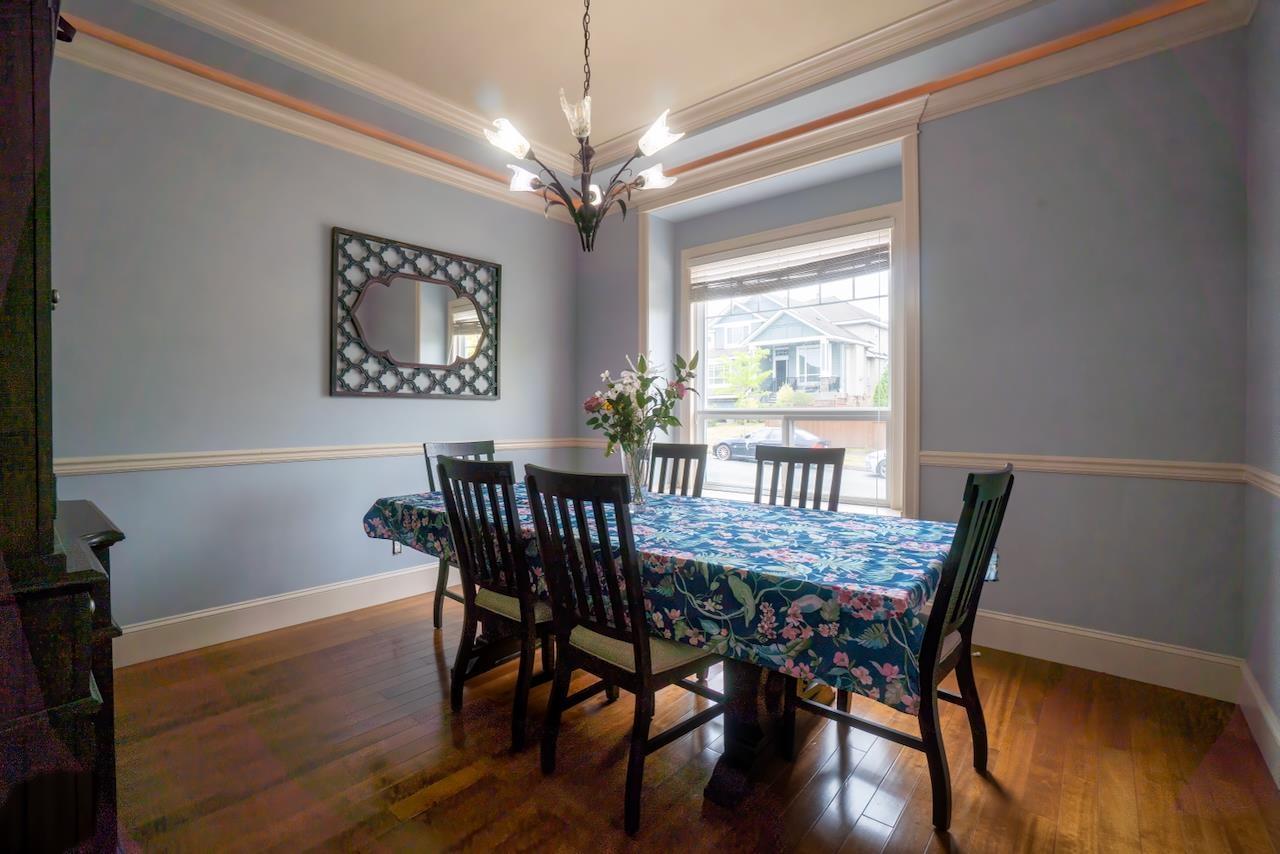 18938 54a Avenue Property Photo 6