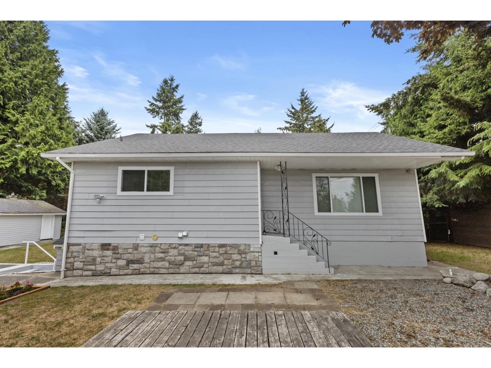 1593 Stevens Street Property Photo 2