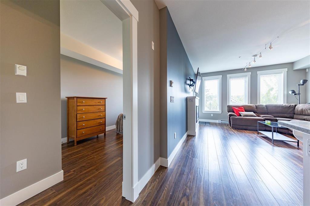 210 5665 177b Street Property Photo 3
