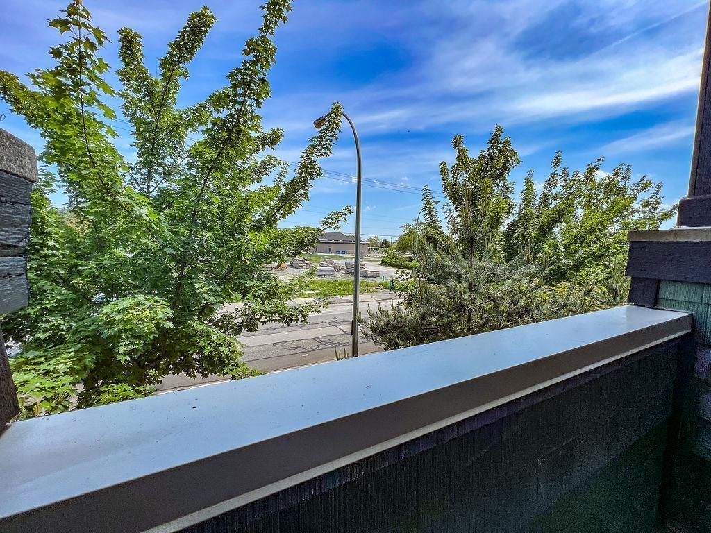 210 5665 177b Street Property Photo 9
