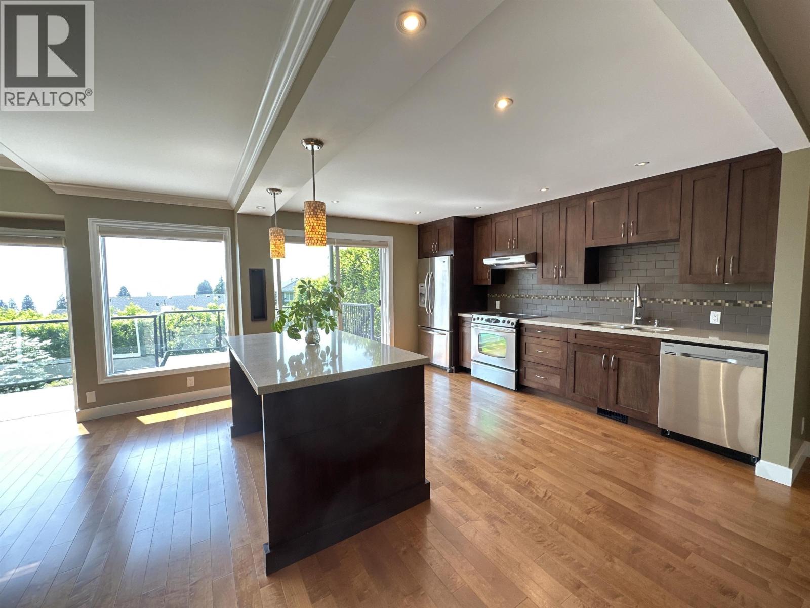 2522 Nelson Avenue Property Photo 5