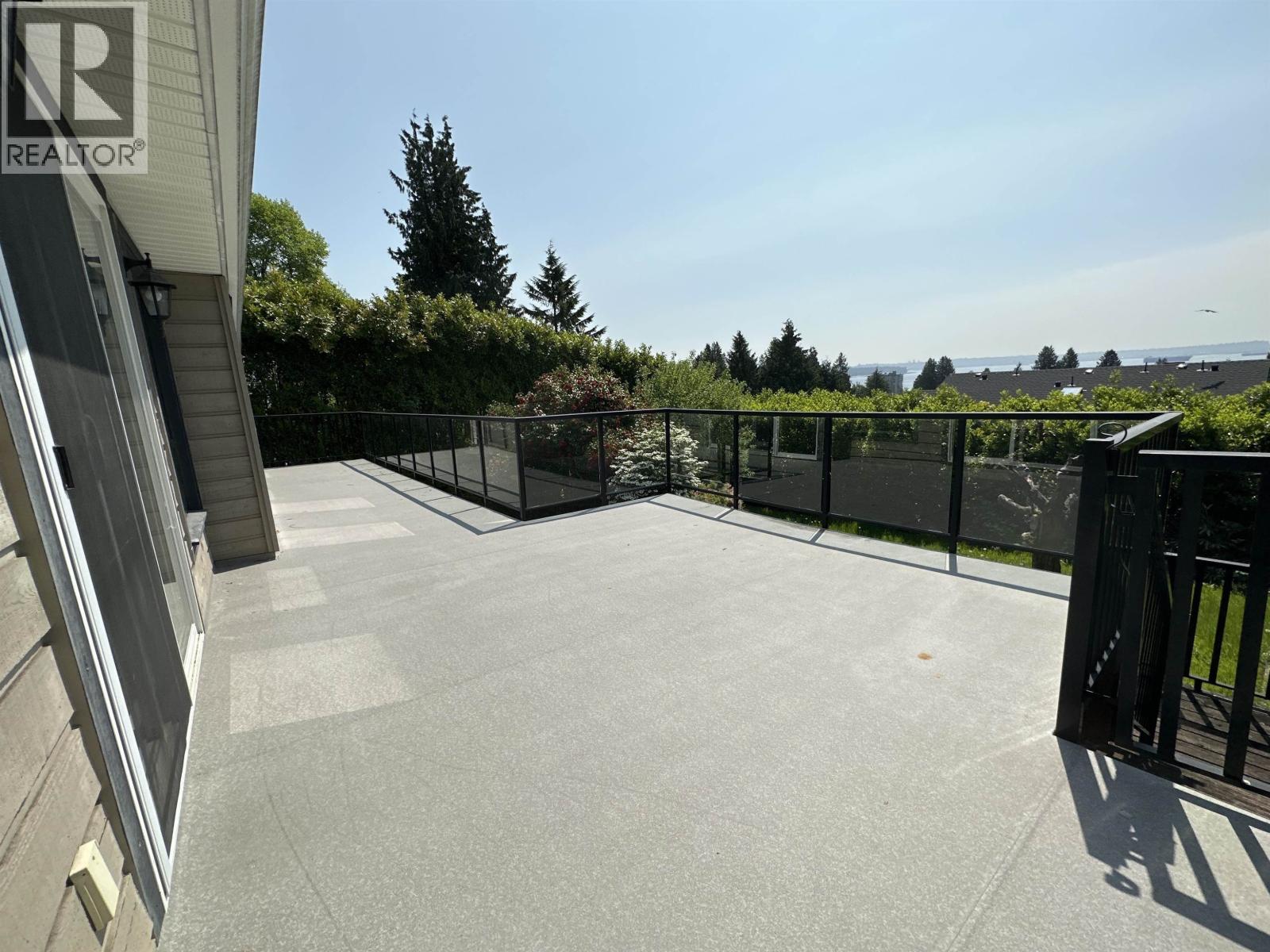 2522 Nelson Avenue Property Photo 6