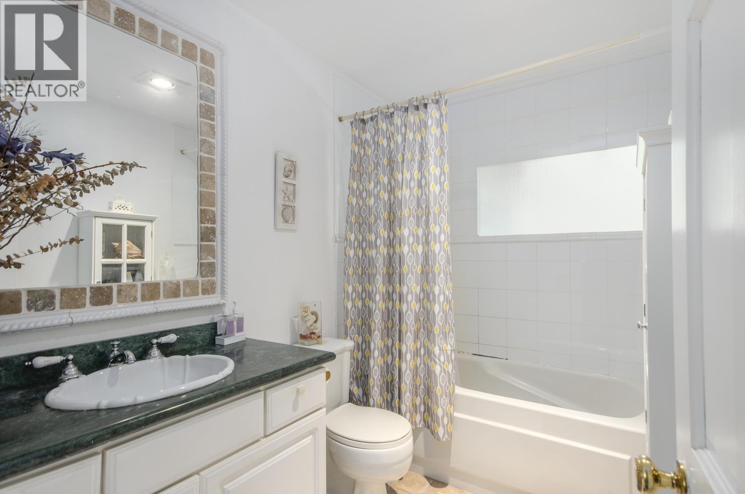 2522 Nelson Avenue Property Photo 7