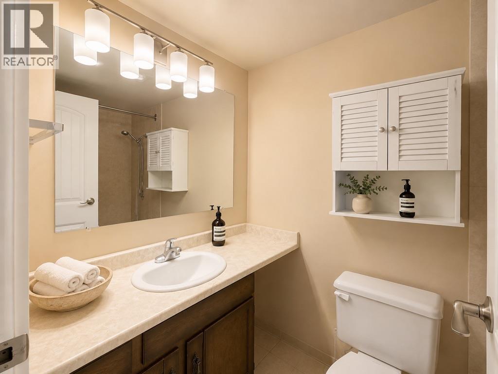 302 1877 W 5th Avenue Property Photo 9