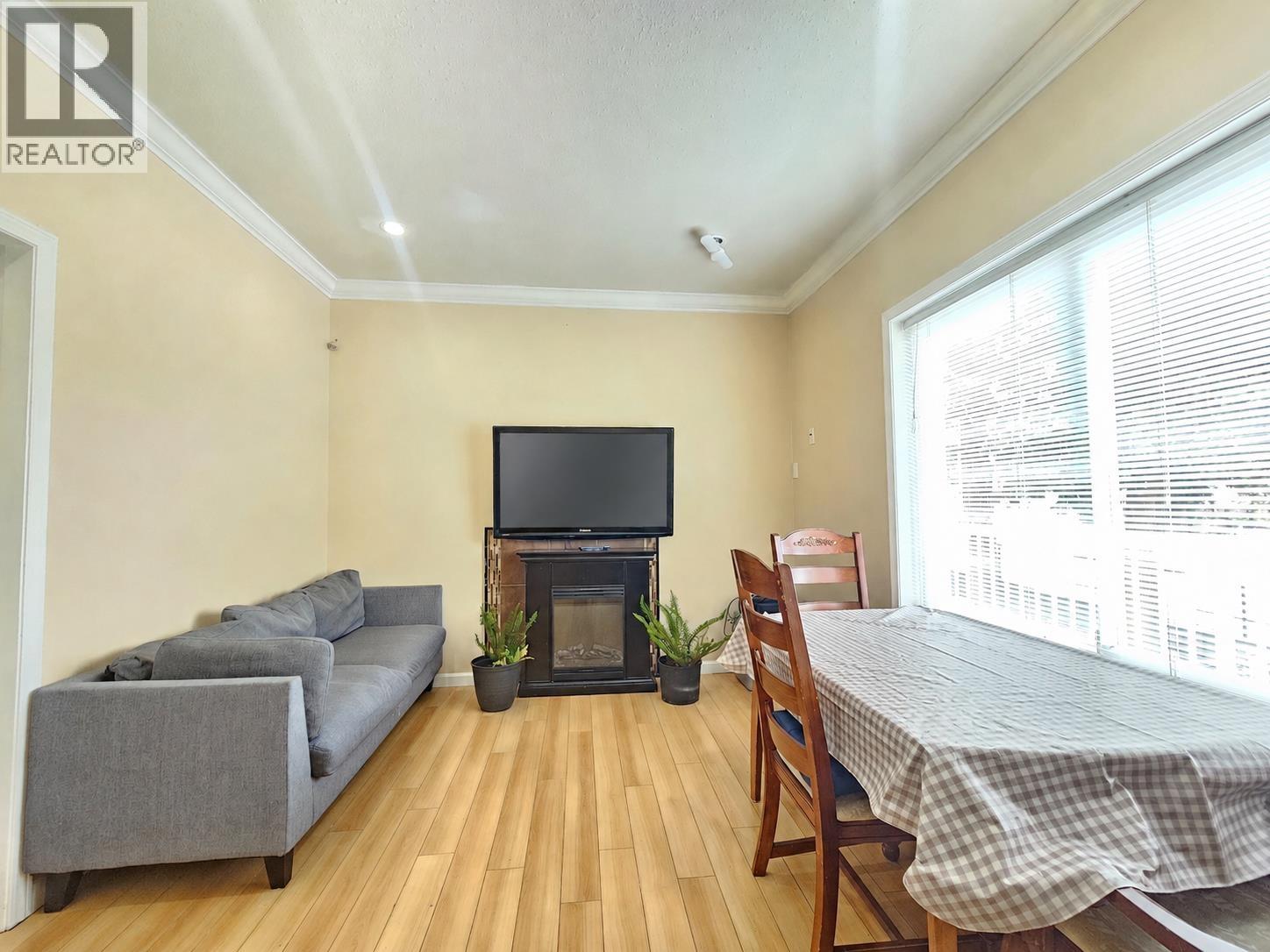 4651 A Canada Way Property Photo 14