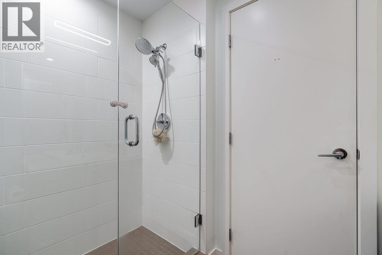 401 9150 University High Street Property Photo 28
