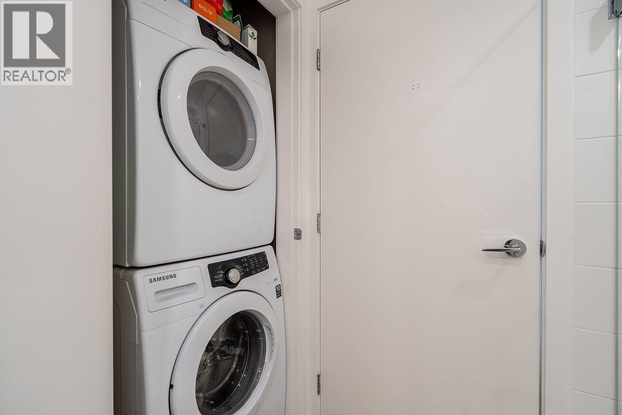 401 9150 University High Street Property Photo 33
