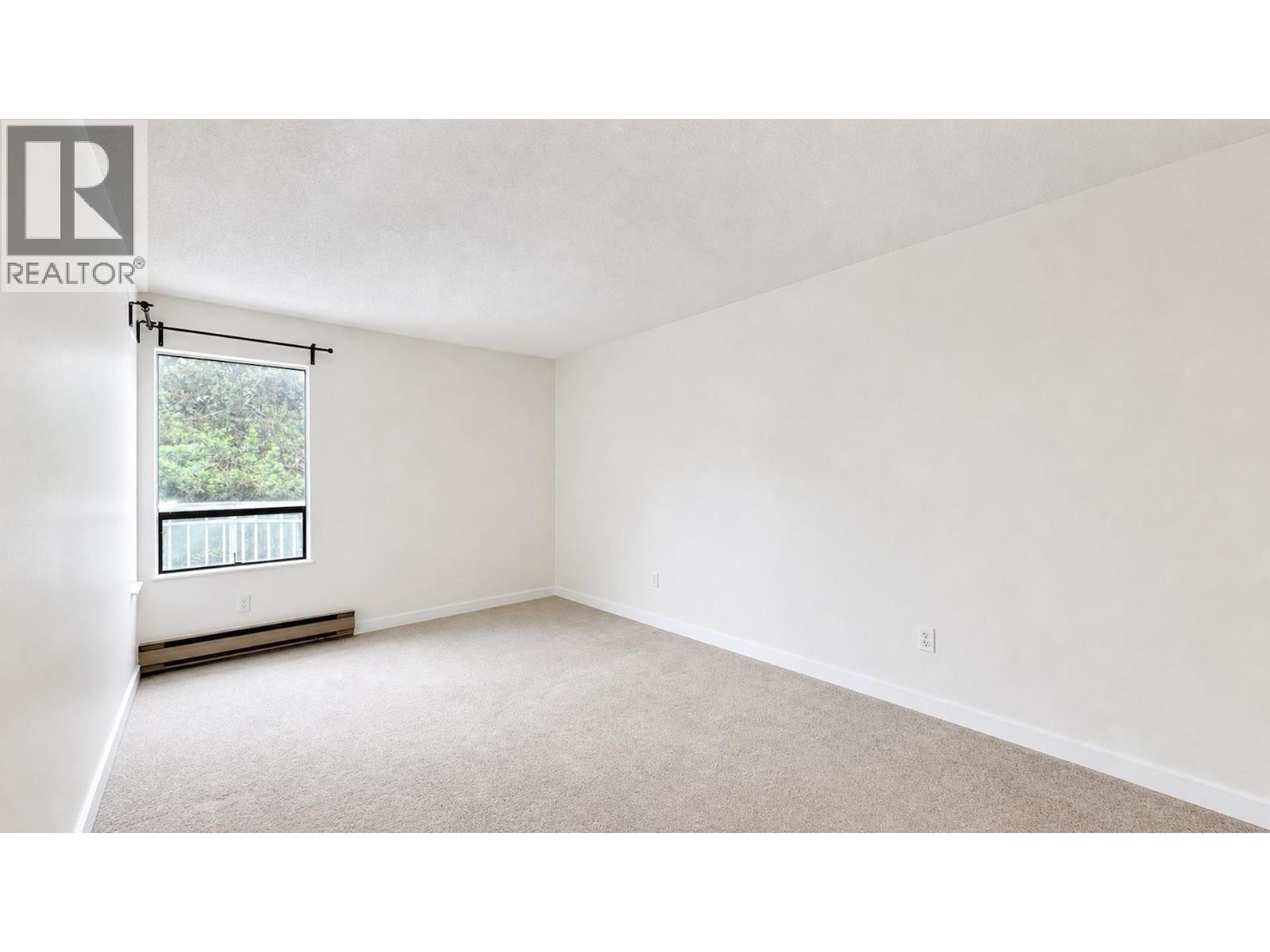 314 9584 Manchester Drive Property Photo 10