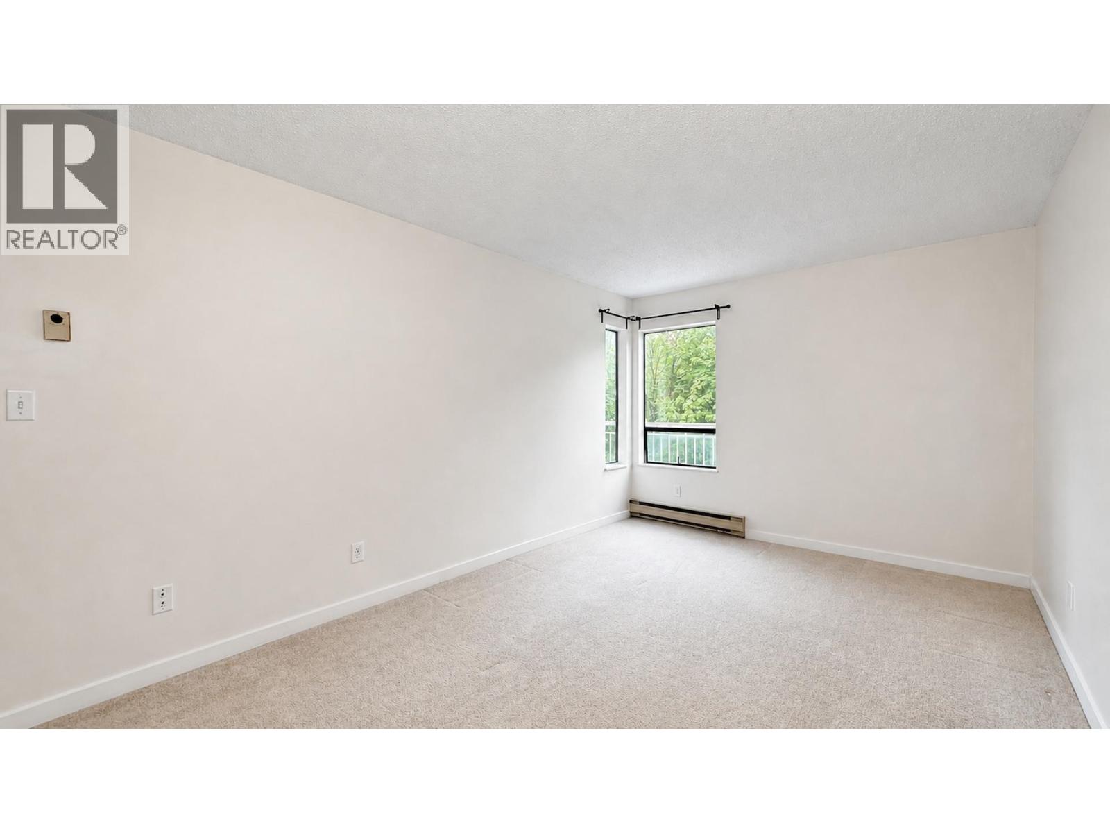 314 9584 Manchester Drive Property Photo 11