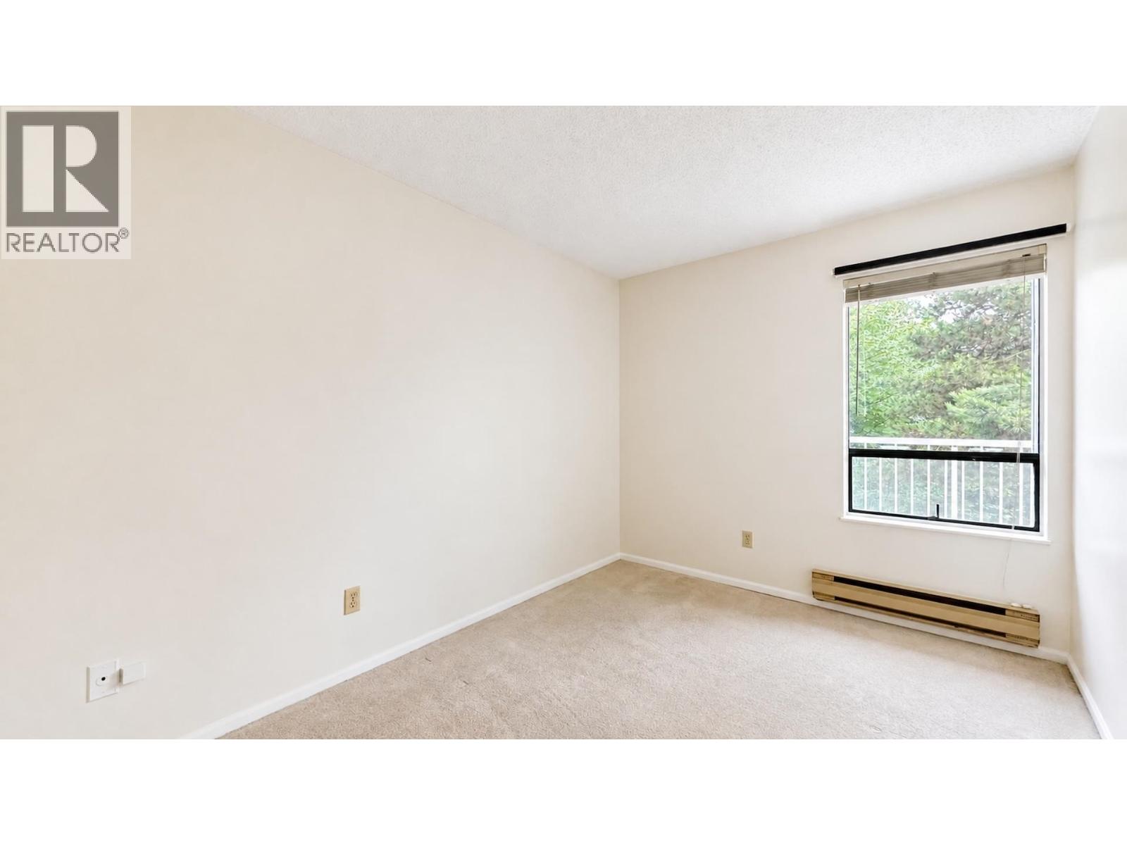 314 9584 Manchester Drive Property Photo 12