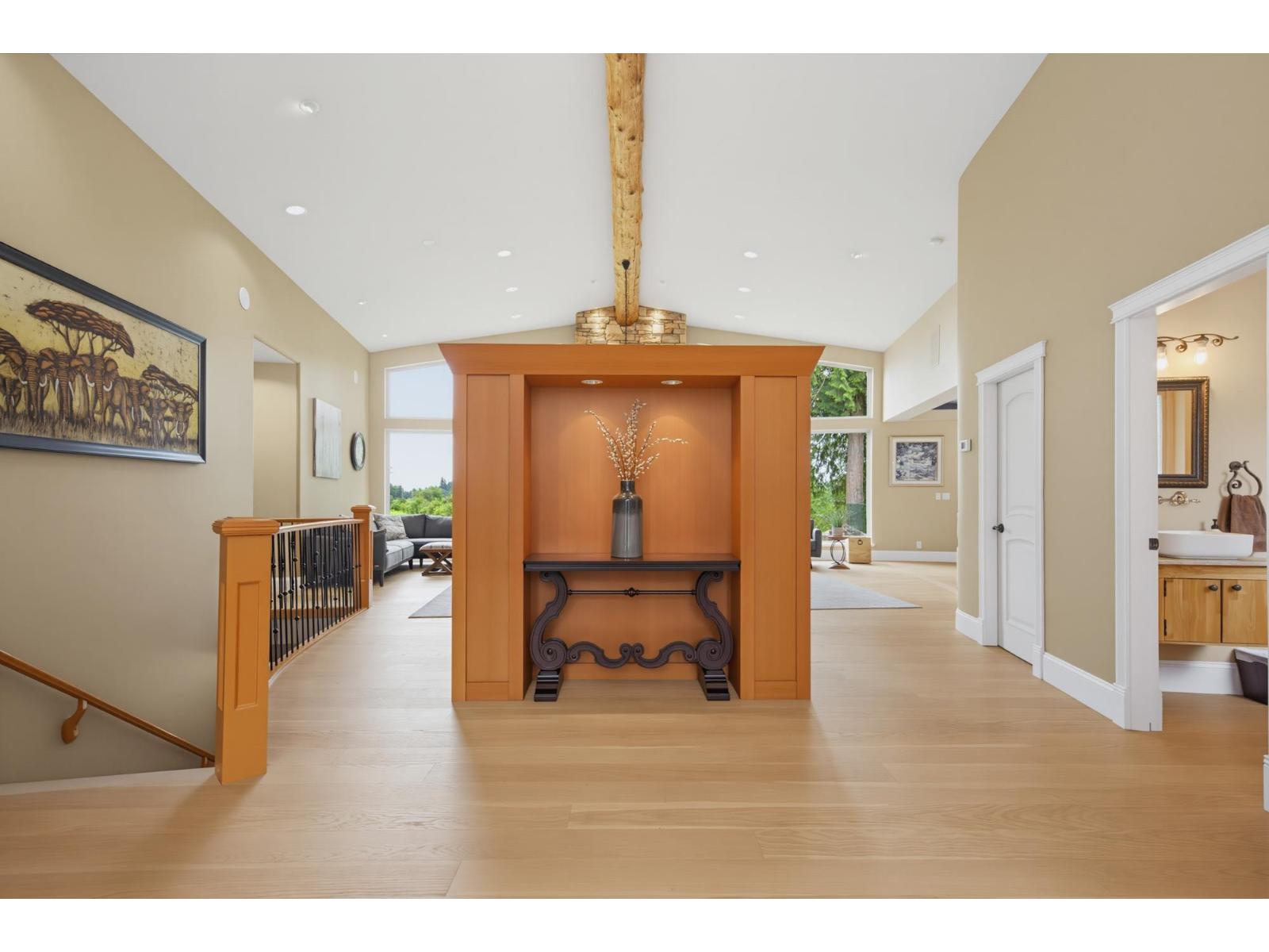 9472 222 Street Property Photo 4