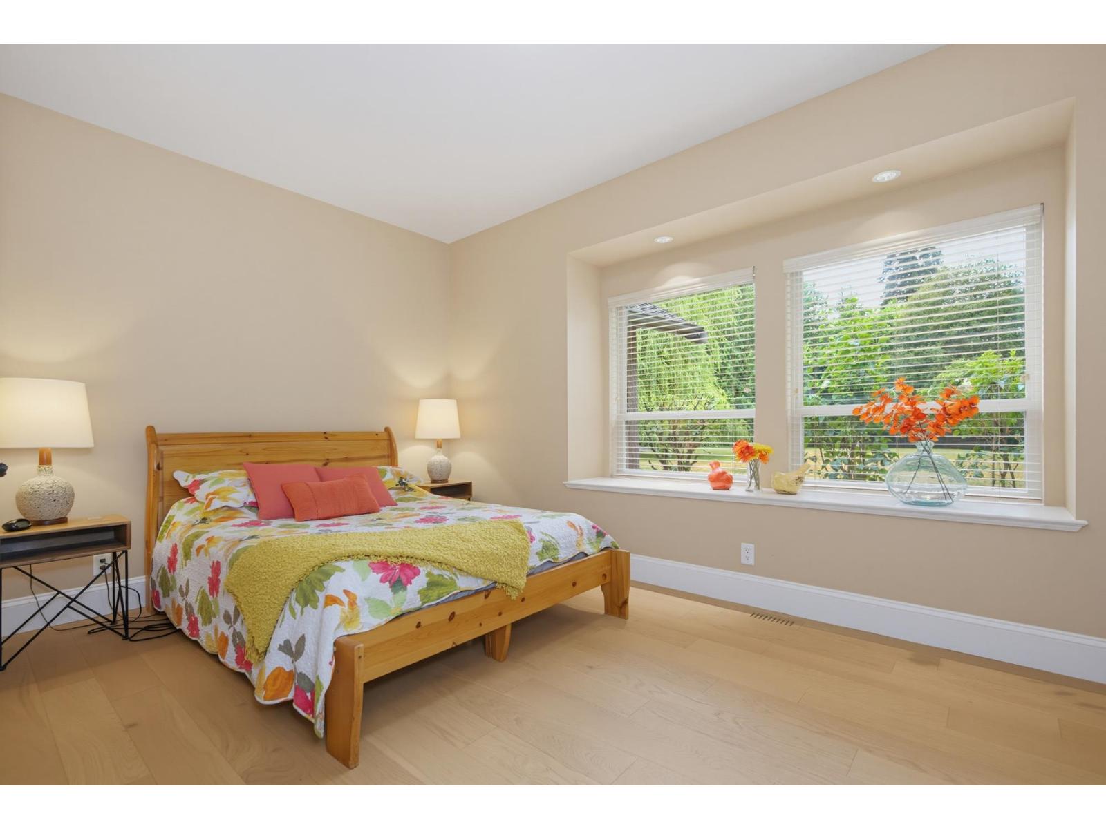 9472 222 Street Property Photo 17