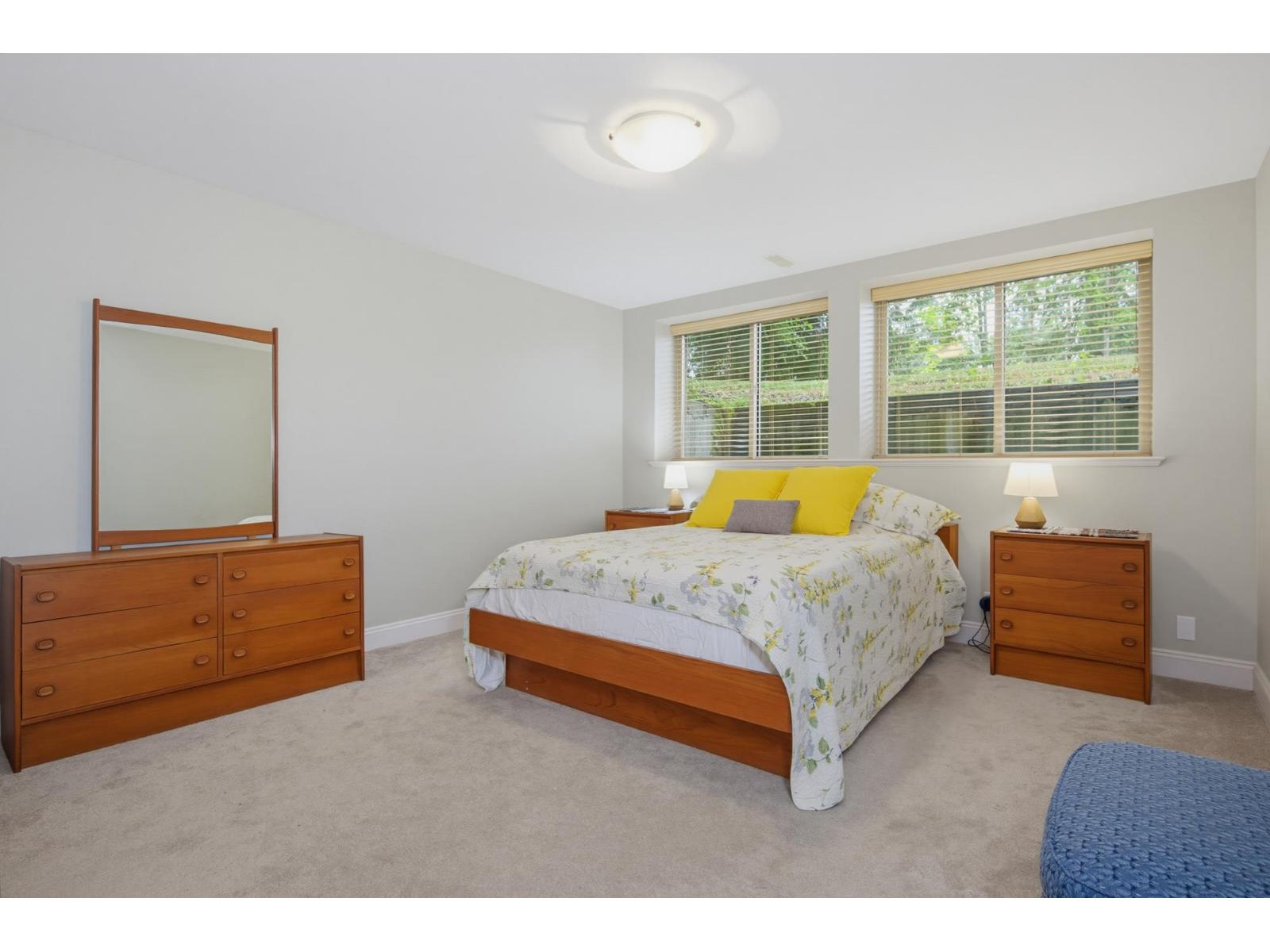 9472 222 Street Property Photo 25