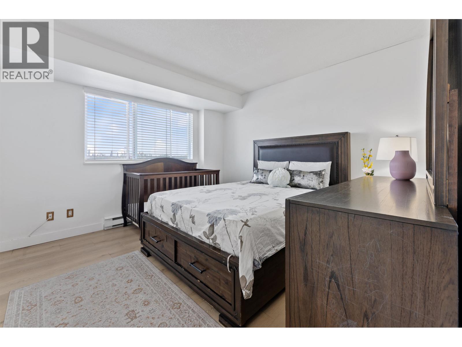 606 200 Keary Street Property Photo 12